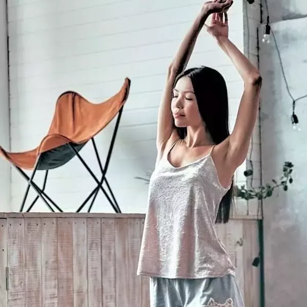 たるみのない見た目印象へ。１日３セット【上半身の筋肉量キープに役立つ】簡単習慣