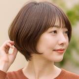 「「若く見えるね！」の理由は髪型にあり。大人世代が選ぶべき【最旬ショートヘア】３つのポイント」の画像1