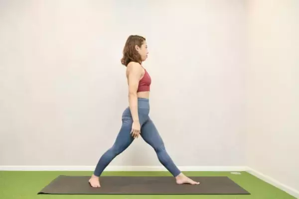 《年始のリセット習慣》腰まわりの重だるさを解消。１日１回【骨盤から整える】簡単ポーズ