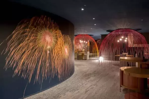 “花火の中” に用意された斬新なダイニング。【リゾナーレ熱海】の会席料理で旬の魚介を堪能する