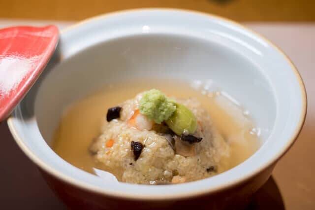 “花火の中” に用意された斬新なダイニング。【リゾナーレ熱海】の会席料理で旬の魚介を堪能する