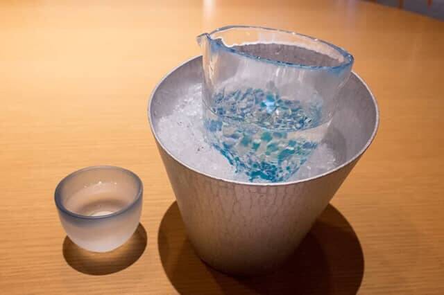 “花火の中” に用意された斬新なダイニング。【リゾナーレ熱海】の会席料理で旬の魚介を堪能する