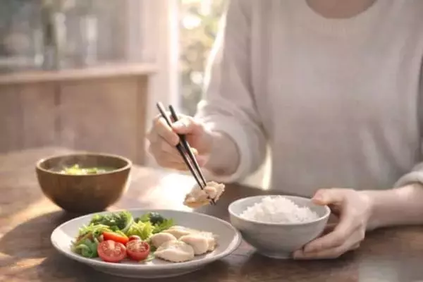 “食事制限”と“食べ方改善”、やせやすいのはどっち？大人世代の“食習慣の分かれ目”