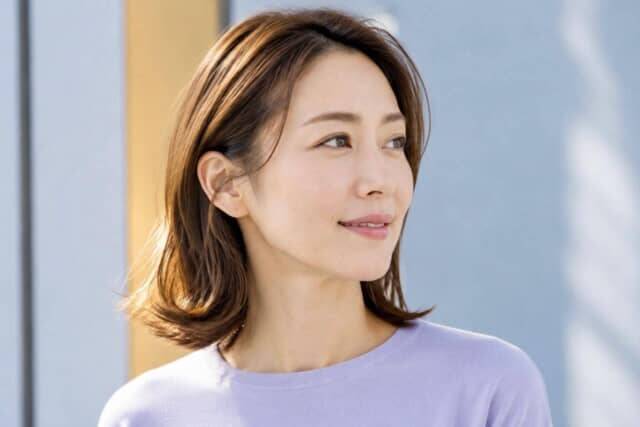 耳かけすると顔立ちが強く出すぎる？40代からのボブは輪郭に合わせて「残す毛束」を変える