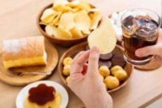 間食は“禁止”ではなく“賢く選ぶ”が正解。爆食＆リバウンドを防ぐ【簡単ダイエットルール】