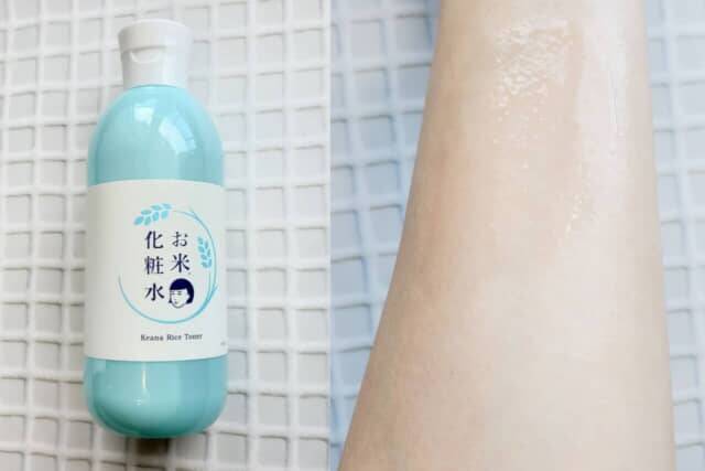 乾く前に“水分を仕込む”。40代からの肌を救う「￥3,000以下の高保湿化粧水」３選