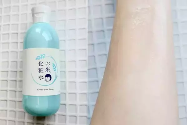 「乾く前に“水分を仕込む”。40代からの肌を救う「￥3,000以下の高保湿化粧水」３選」の画像