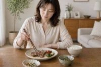 外食を我慢する vs 外食でも整える。やせやすい人の“食事の選び方”の違い