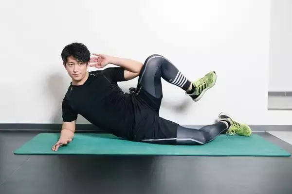 「後ろ姿が若く見える人はここが違う。１日左右３回【腰まわりを整える】簡単エクササイズ」の画像