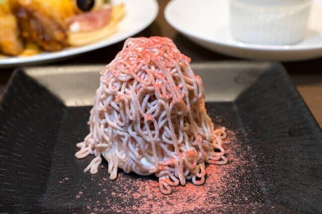 旬のいちごを思う存分食べられる。【京王プラザホテル】のスイーツブッフェで冬の味覚を満喫する