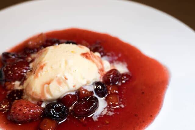 旬のいちごを思う存分食べられる。【京王プラザホテル】のスイーツブッフェで冬の味覚を満喫する