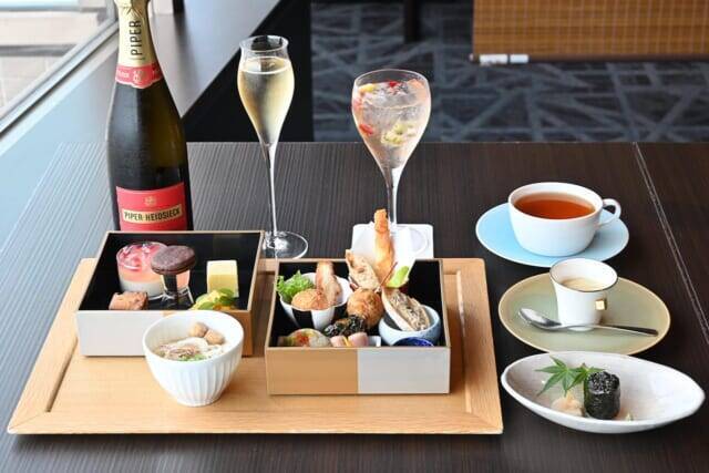 最上階から東京スカイツリー(R)を眺めながら。【東武ホテルレバント東京】の贅沢アフタヌーンティー