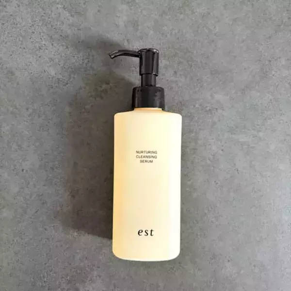 摩擦ゼロでメイクオフ！肌を労わりながらストレスフリーに落とせる【進化系クレンジング】