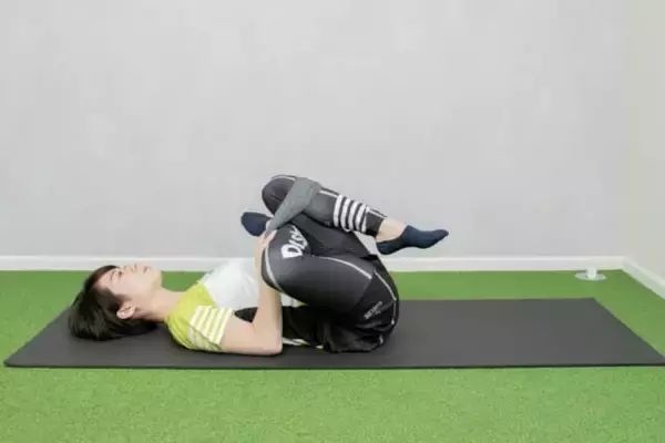 「冷え・むくみ・腰の重だるさに。１日５セット【腰まわりが軽くなる】簡単ストレッチ」の画像