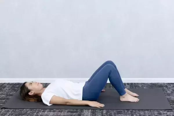 下半身の重だるさに変化。１日１分【股関節から“ぼやけ体型”を立て直す】簡単エクササイズ