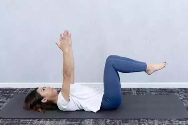 体幹から整えて細見えする体へ。１日５セット【下腹と腰の境目が変わる】簡単エクササイズ