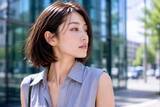 「ボブは髪色で軽やかになる。2026夏、大人に似合う涼やかヘアカラー３選」の画像3