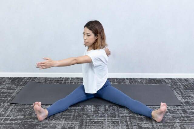 大人世代のスタイル立て直しに。１日１セット“くびれも脚ラインも”まとめて整う簡単エクササイズ