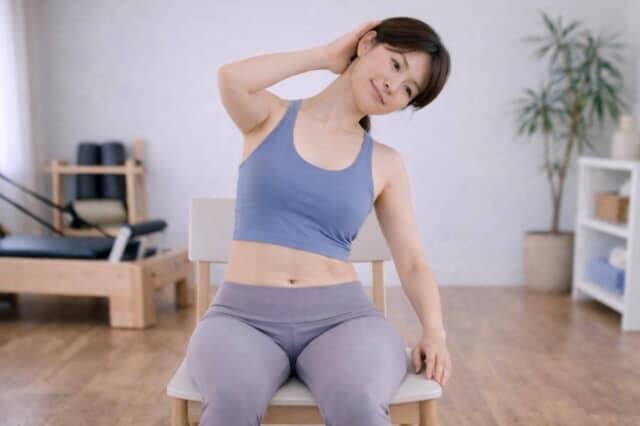 横から見た印象が変わる。１日１セット【体側を整えてくびれ感を引き出す】簡単エクササイズ