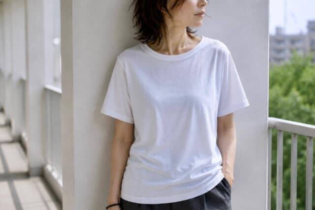 そのTシャツがだらしなく見える原因？40代・50代が避けたい“カットソー素材”の特徴