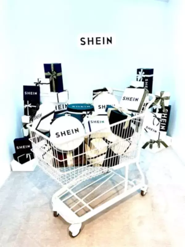 「今話題のブランドをリアルに新しい買い物体験。ショールーム【SHEIN TOKYO】が原宿にオープン」の画像