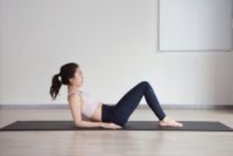 「太ももだけ痩せない」を卒業。１日１セット【内側から一気に引き締める】簡単エクササイズ