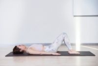 頑張っても痩せない大人世代の脚に。１日１セット【股関節まわりに効かせる】簡単エクササイズ