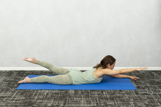 自分から見えない 後ろ姿 を美しく 1日1分 背中 お尻が一気に引き締まる 簡単習慣 22年7月17日 エキサイトニュース 自分から見えない 後ろ姿 を美しく 1日1分 背中 お尻が一気に引き締まる 簡単習慣 22年7月17日 エキサイトニュース