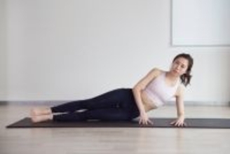 太ももがくっつく…を卒業。１日数分でOK【骨盤安定×美脚効果を期待できる】簡単エクササイズ