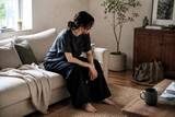 「【40代・50代】ラクな服が野暮見えの原因？大人カジュアルが“無難”になる原因」の画像1