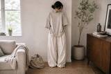 「【40代・50代】ラクな服が野暮見えの原因？大人カジュアルが“無難”になる原因」の画像2