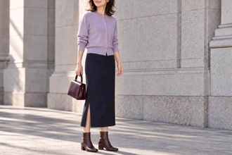 軽い秋服を重く見せない。「ショートブーツ」大人の正解コーデ