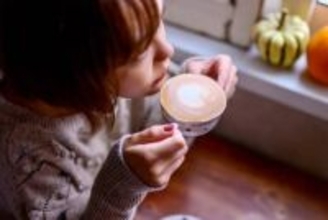 気づかないうちにカロリー過多！冬太りを防ぐ“ホット飲料”の正しい選び方