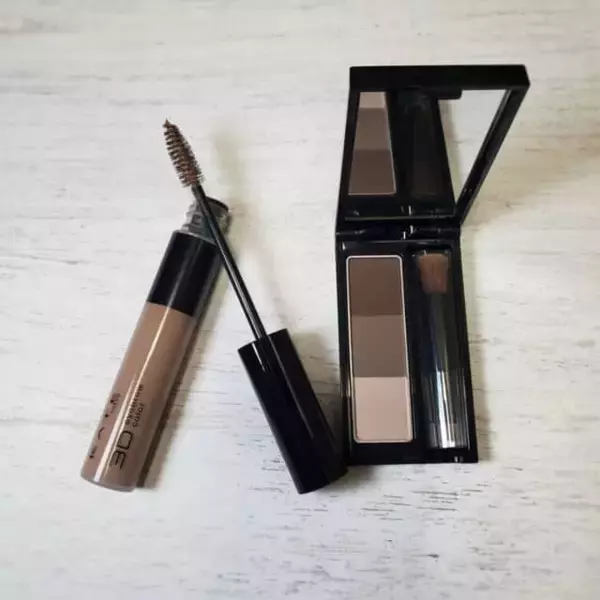 眉も目元も“失敗しにくい”。【KATE】2026年1月新作コスメ“大人が使いやすい”注目３品