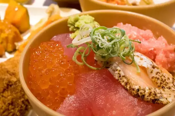 「朝食ビュッフェが人気のホテル。開業したて【ベッセルイン高田馬場駅前】にカジュアルステイ」の画像