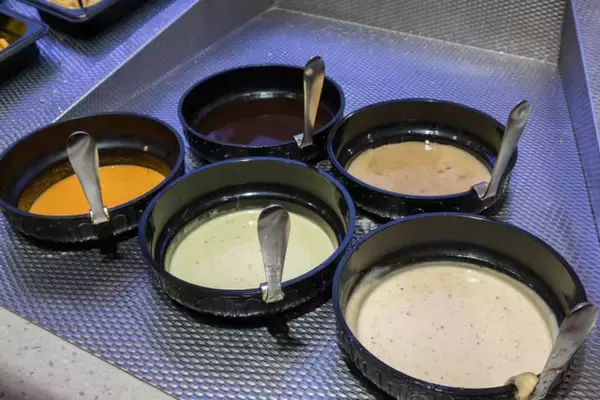 「肉料理とサラダが驚くほど充実。【リッチモンドホテルプレミア東京スコーレ】のディナーと朝食」の画像