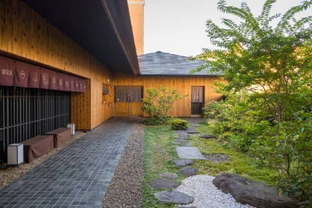 日本有数の温泉と絶景の海。全室オーシャンビューの【界 別府】でご当地ステイをとことん楽しむ