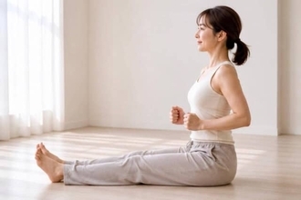 頑張っているのに下半身が変わらない…。40代から始めたい“太もも裏と体幹”が目覚める簡単習慣