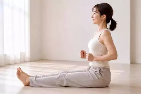 頑張っているのに下半身が変わらない…。40代から始めたい“太もも裏と体幹”が目覚める簡単習慣