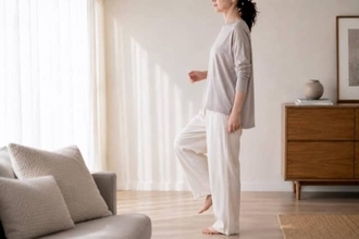 頑張ってるのに下腹だけ落ちない…。40代以降“ぽっこりお腹”が解消しにくくなる理由