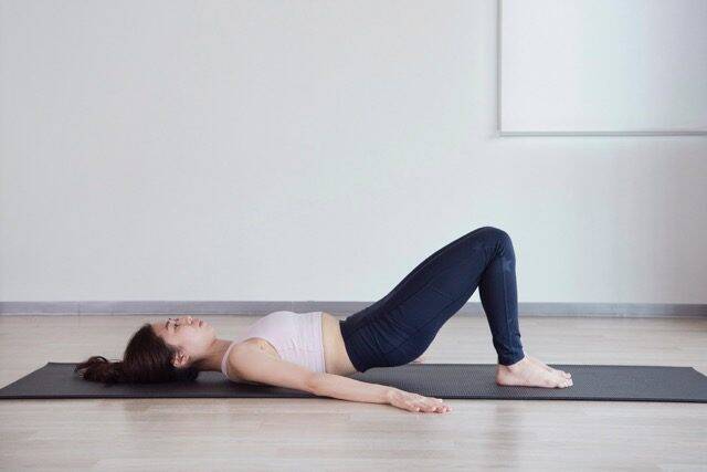 ダイエットしても下半身だけ変わらない人へ。“姿勢から整える”だけでヒップラインが変わる簡単習慣