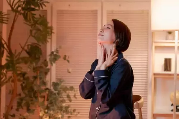 忘年会シーズンの12月は“むくみ対策”必須！ダイエット＆健康管理に効く【簡単リセット習慣】