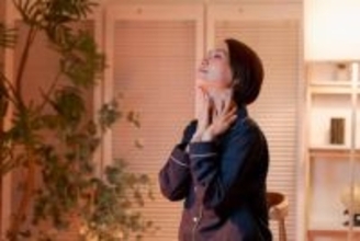 忘年会シーズンの12月は“むくみ対策”必須！ダイエット＆健康管理に効く【簡単リセット習慣】