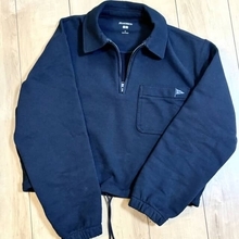 そのスウェット、部屋着見えしてない？【UNIQLO and JW ANDERSON】の“ハーフジップ”で叶える大人のアカ抜けコーデ