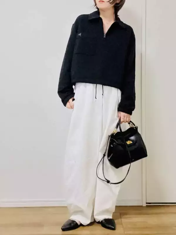 「そのスウェット、部屋着見えしてない？【UNIQLO and JW ANDERSON】の“ハーフジップ”で叶える大人のアカ抜けコーデ」の画像