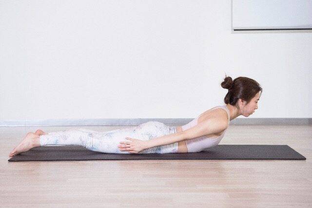 呼吸が浅い人ほど試してほしい。１日10回【背中の筋肉＆体幹を丸ごと鍛える】簡単エクササイズ