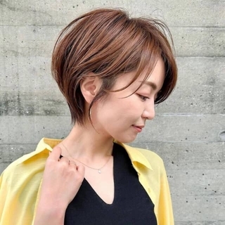 重髪や丸すぎシルエットは老け見えに直結！大人を美しく見せる【最旬ショートヘア】の条件