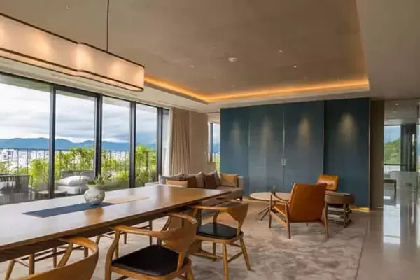 「客室から絶景。八坂の塔を独占できる特別感。【ザ･ホテル青龍 京都清水】のテラス付スイートルーム」の画像