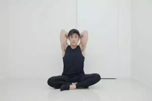 「「なんで二の腕だけ痩せない？」を解決。１日20回で“後ろ姿が変わる”簡単習慣」の画像