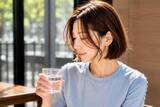 「ボブは長さより“厚み”で印象が変わる。2026夏、大人が意識したい３つのポイント」の画像2